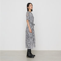 Chesty - Chesty フラワーワンピース新品タグつきの通販 by